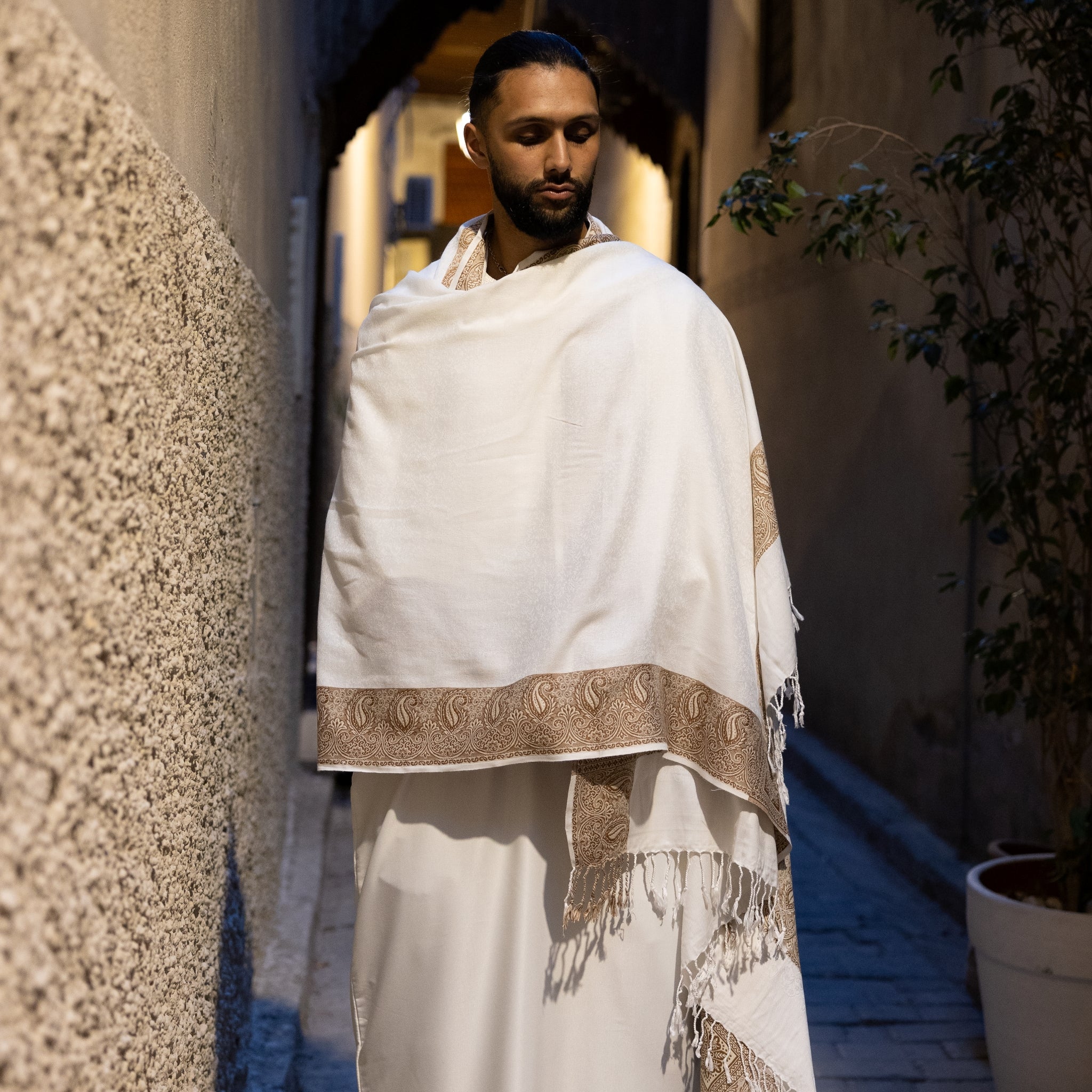 Royal White Kashmiri Shawl